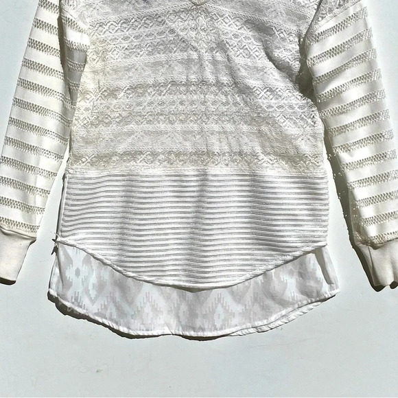 DESIGUAL Women’s Malta Lace Panel Long Sleeve Top White and Metallic size XS - Picture 7 of 7